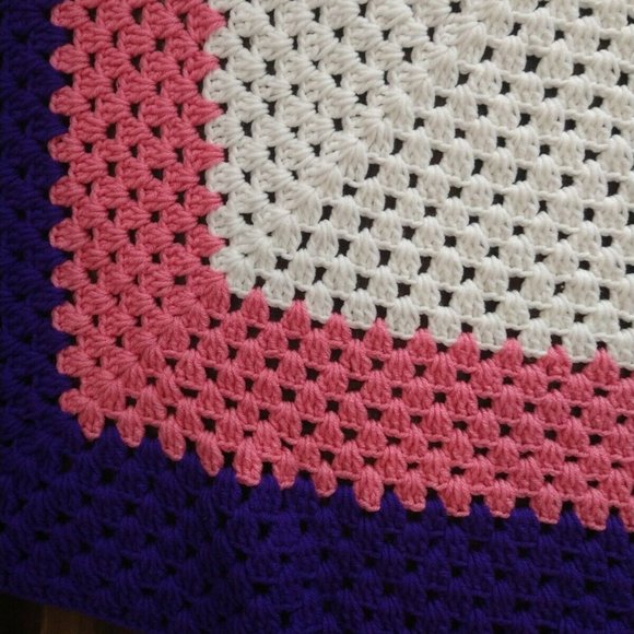 Handmade Aphgan Lap Throw/Blanket Breast Cancer Awareness Never used 59x50 Condi - Picture 3 of 5